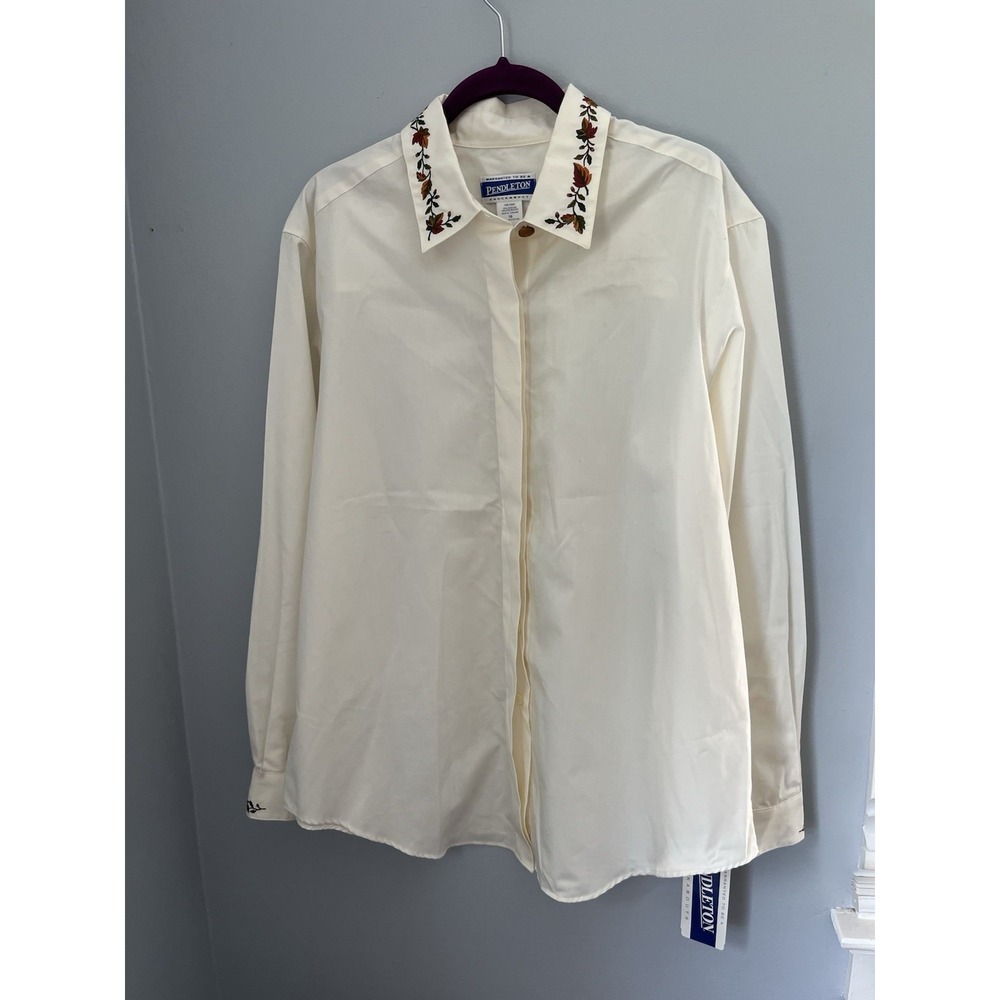 Pendleton Knockabouts Women's Cream Button Up Shirt Size 16 Maple Leaf Detail